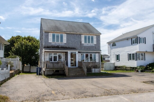 property at 60 Plymouth St