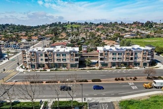 Shane Park Plaza in San Marcos, CA - Building Photo - Building Photo