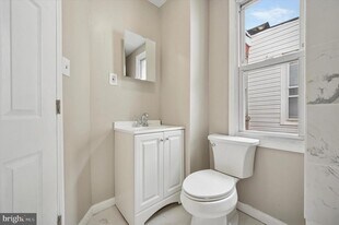 1703 N Lambert St in Philadelphia, PA - Building Photo