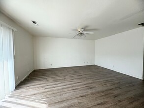 620 West Sacramento Avenue in Chico, CA - Building Photo - Interior Photo