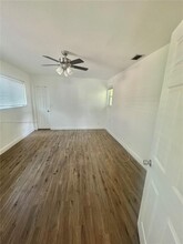 1401 NW 79th Terrace in Pembroke Pines, FL - Building Photo - Building Photo