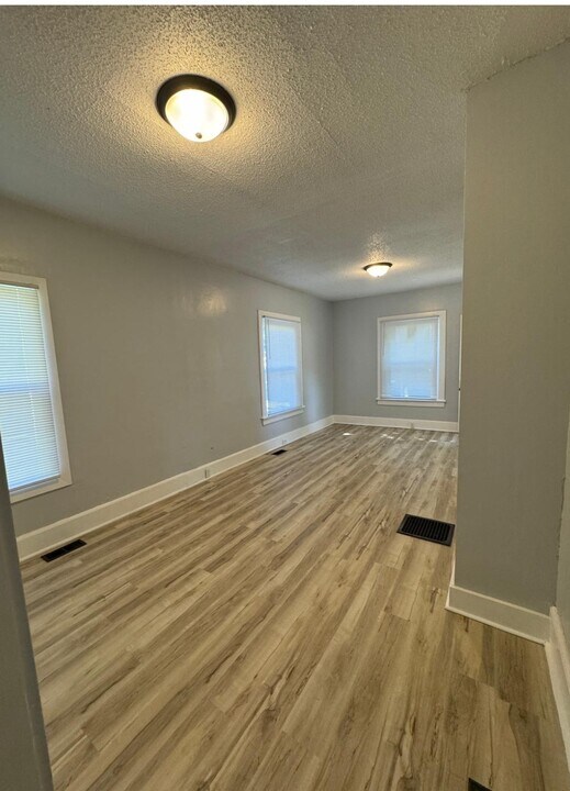 1036 Van Buren St in South Bend, IN - Building Photo