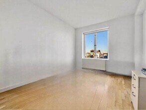 545 Washington Ave in Brooklyn, NY - Building Photo - Building Photo