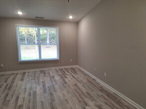 4612 Clayton Terrace in Louisville, KY - Building Photo - Building Photo