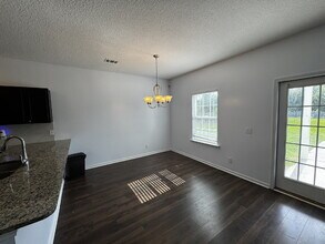 206 Summerhill Dr NE in Ludowici, GA - Building Photo - Building Photo