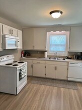 144 St Charles Ave NE in Concord, NC - Building Photo - Building Photo
