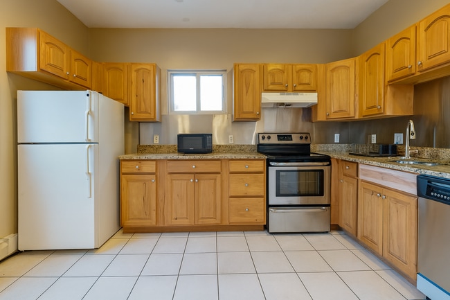 19 Highgate St in Boston, MA - Building Photo - Building Photo