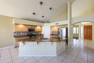 6336 W Misty Willow Ln in Glendale, AZ - Building Photo - Building Photo