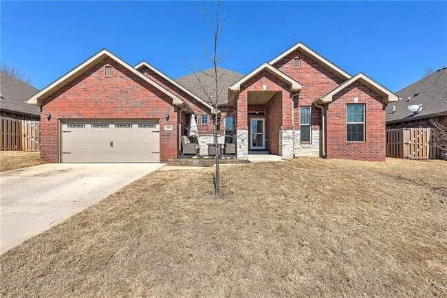 property at 4504 SW Plumley Ave