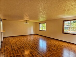 1581 Beebe St NE in Keizer, OR - Building Photo - Building Photo
