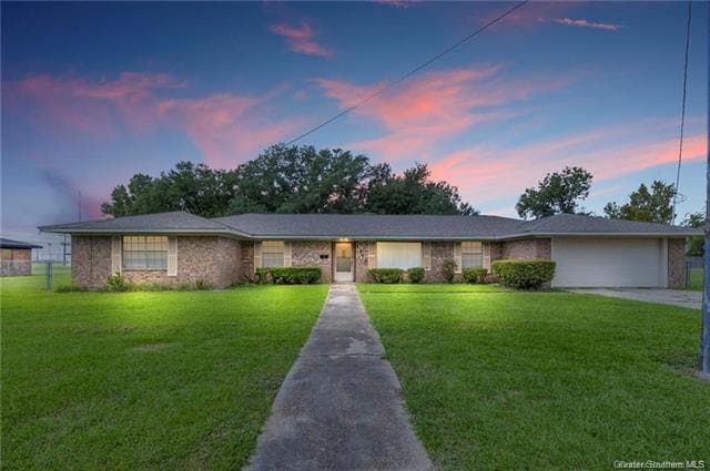1113 Harrison St in Westlake, LA - Foto de edificio - Building Photo