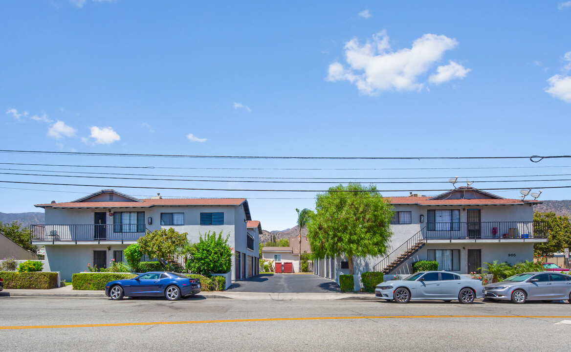 Azusa Pasadena Ave Apartments in Azusa, CA - Building Photo