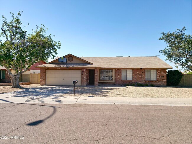 8580 W St John Rd in Peoria, AZ - Building Photo - Building Photo