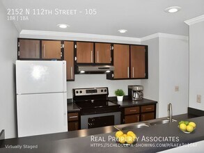 2152 N 112th St in Seattle, WA - Building Photo - Building Photo