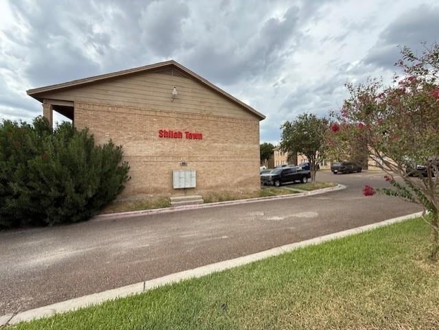 property at 412 Shiloh Dr