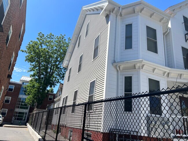 145 Prospect St in Cambridge, MA - Building Photo - Building Photo