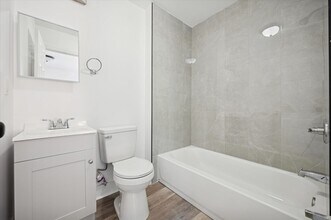 2443 N Corlies St in Philadelphia, PA - Building Photo - Building Photo