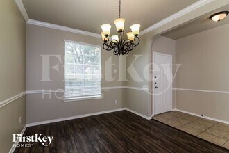 12111 Dawson Cir in San Antonio, TX - Building Photo - Building Photo