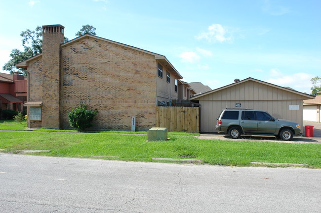 4123 Arthur Ln in Beaumont, TX - Foto de edificio - Building Photo