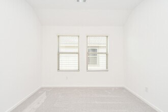 5459 Holly Hvn Ct in Fulshear, TX - Foto de edificio - Building Photo