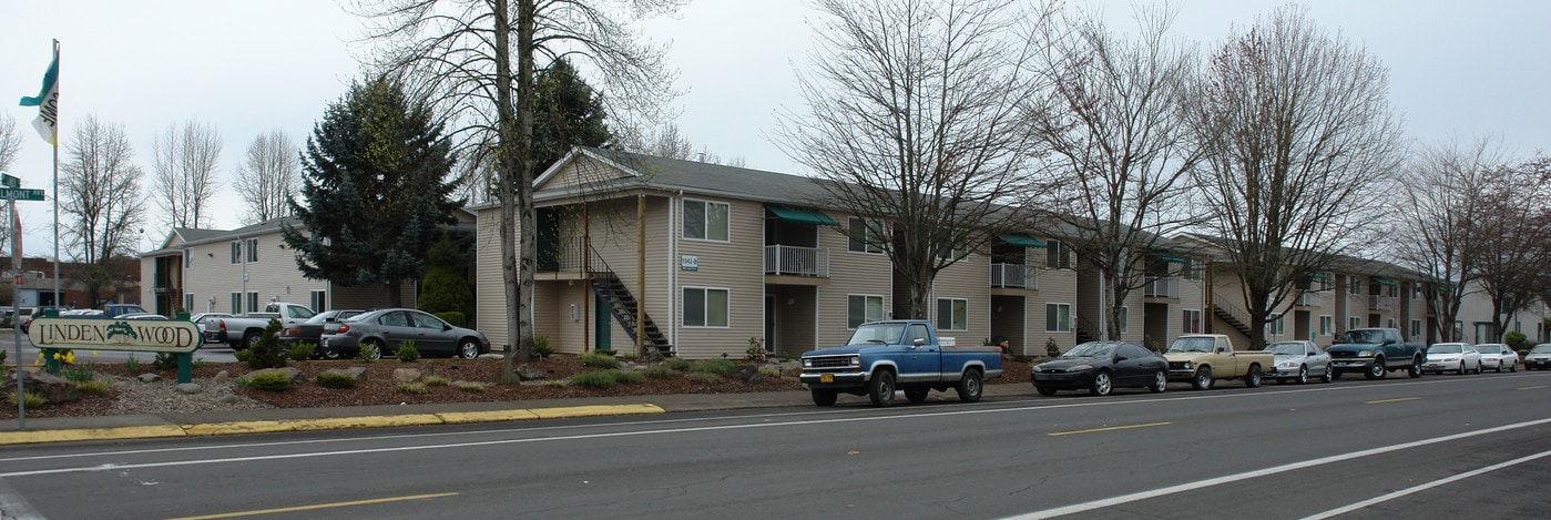 Lindenwood Apartments in Albany, OR - Foto de edificio