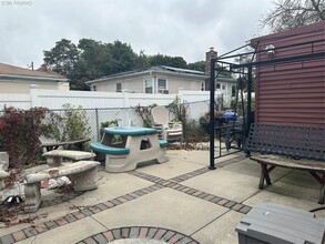 243-01 130th Ave in Queens, NY - Building Photo - Building Photo