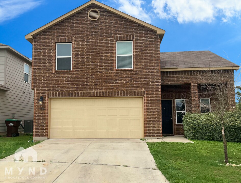 7502 Josephs Wy in Converse, TX - Building Photo