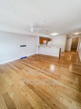 2205 N Charles St in Baltimore, MD - Building Photo - Building Photo