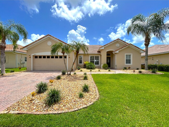 property at 3405 Great Pond Dr