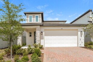 2491 Gold Dust Dr in Minneola, FL - Building Photo