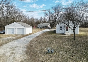 329 S 64th St in Kansas City, KS - Building Photo