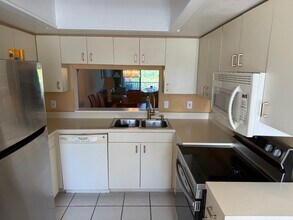 614 Estuary Dr, Unit 614 in Bradenton, FL - Building Photo - Building Photo