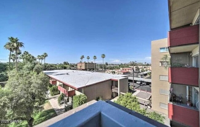 353 E Thomas Rd in Phoenix, AZ - Building Photo - Building Photo