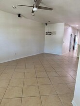 9502 W Park Village Dr in Tampa, FL - Building Photo - Building Photo