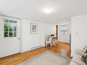 18 South St, Unit #2 in Portland, ME - Building Photo - Building Photo