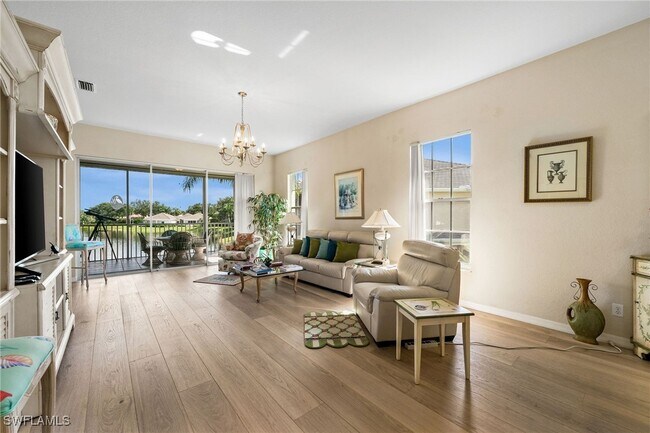 property at 1905 Seville Blvd