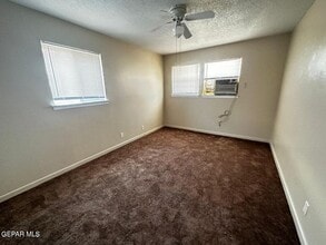 10084 Kenworthy St in El Paso, TX - Building Photo - Building Photo