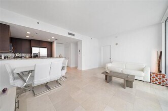 6515 Collins Ave in Miami Beach, FL - Building Photo - Building Photo