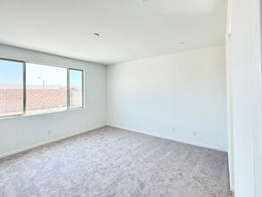 12783 Mendocino Ridge Dr in Riverside, CA - Building Photo - Building Photo