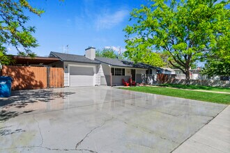 1107 Beechwood Dr in Boise, ID - Building Photo - Building Photo