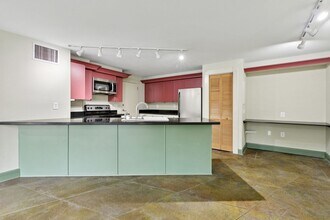 309 Opal St in New Orleans, LA - Building Photo - Building Photo