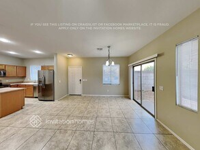 22045 N 30th Dr in Phoenix, AZ - Building Photo - Building Photo