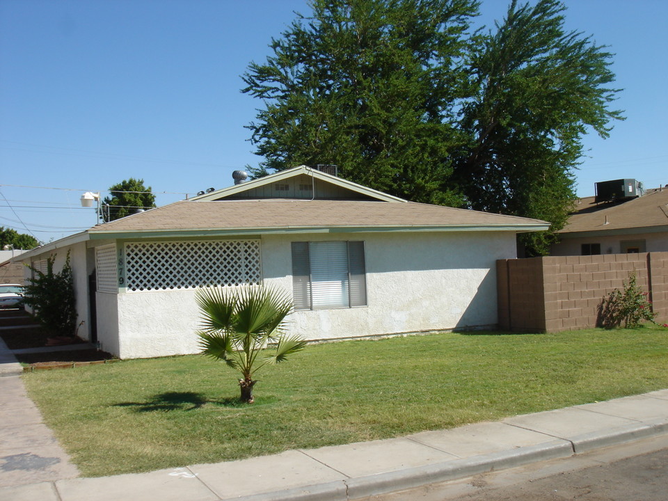 12-Units in Yuma, AZ - Building Photo