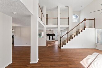 12800 Briar Forest Dr in Houston, TX - Building Photo - Building Photo