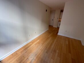 7 Boylston Sq, Unit 1 in Boston, MA - Building Photo - Building Photo