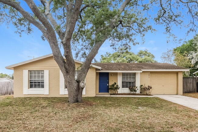 property at 904 Briarcliff Dr