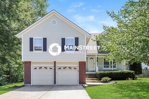 3545 SW Harbor Cir in Lee's Summit, MO - Building Photo