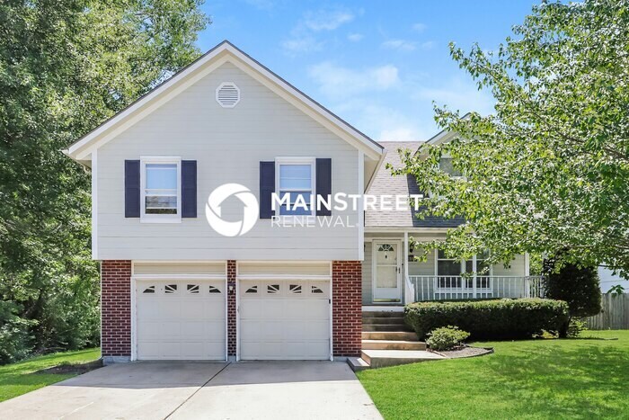 3545 SW Harbor Cir in Lee's Summit, MO - Building Photo