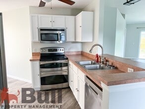 3824 Kyle Dr in St. Cloud, FL - Building Photo - Building Photo