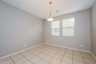6203 Alpine Tree Ave in Las Vegas, NV - Building Photo - Building Photo